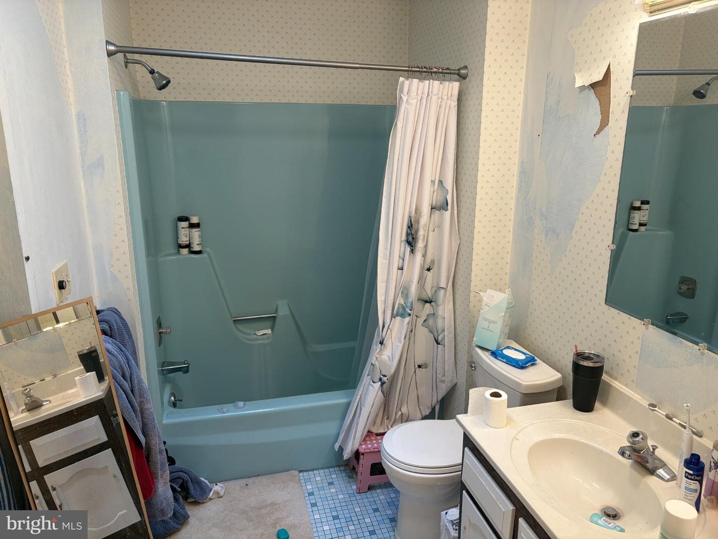 1231 Lindy Terrace photo 45