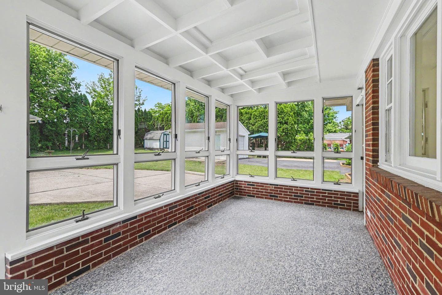 44 Oak Avenue photo 17