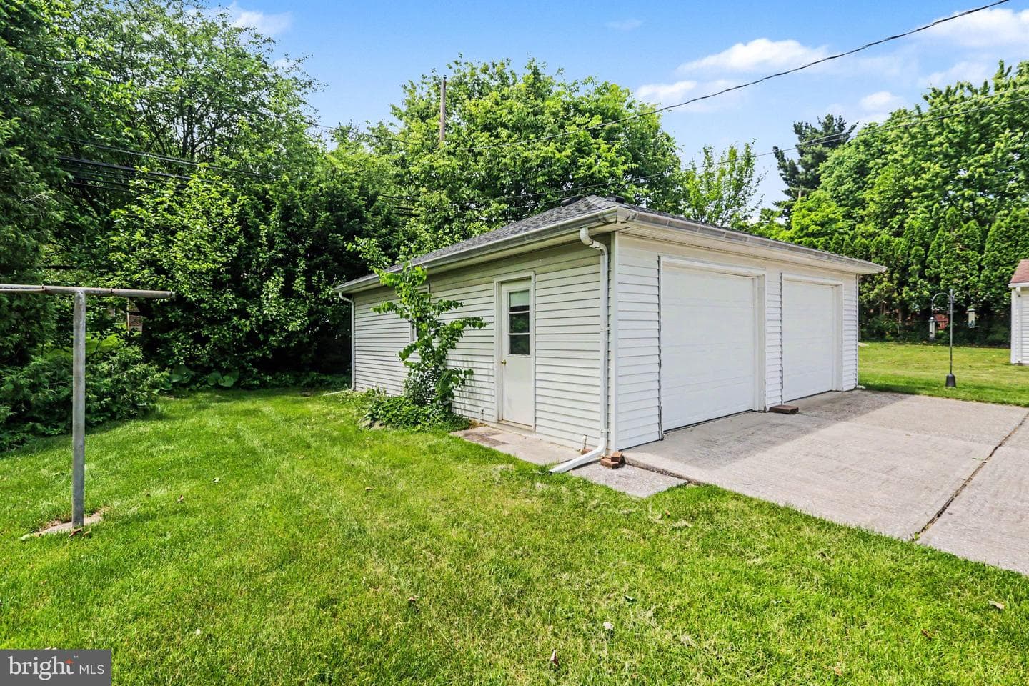 44 Oak Avenue photo 32