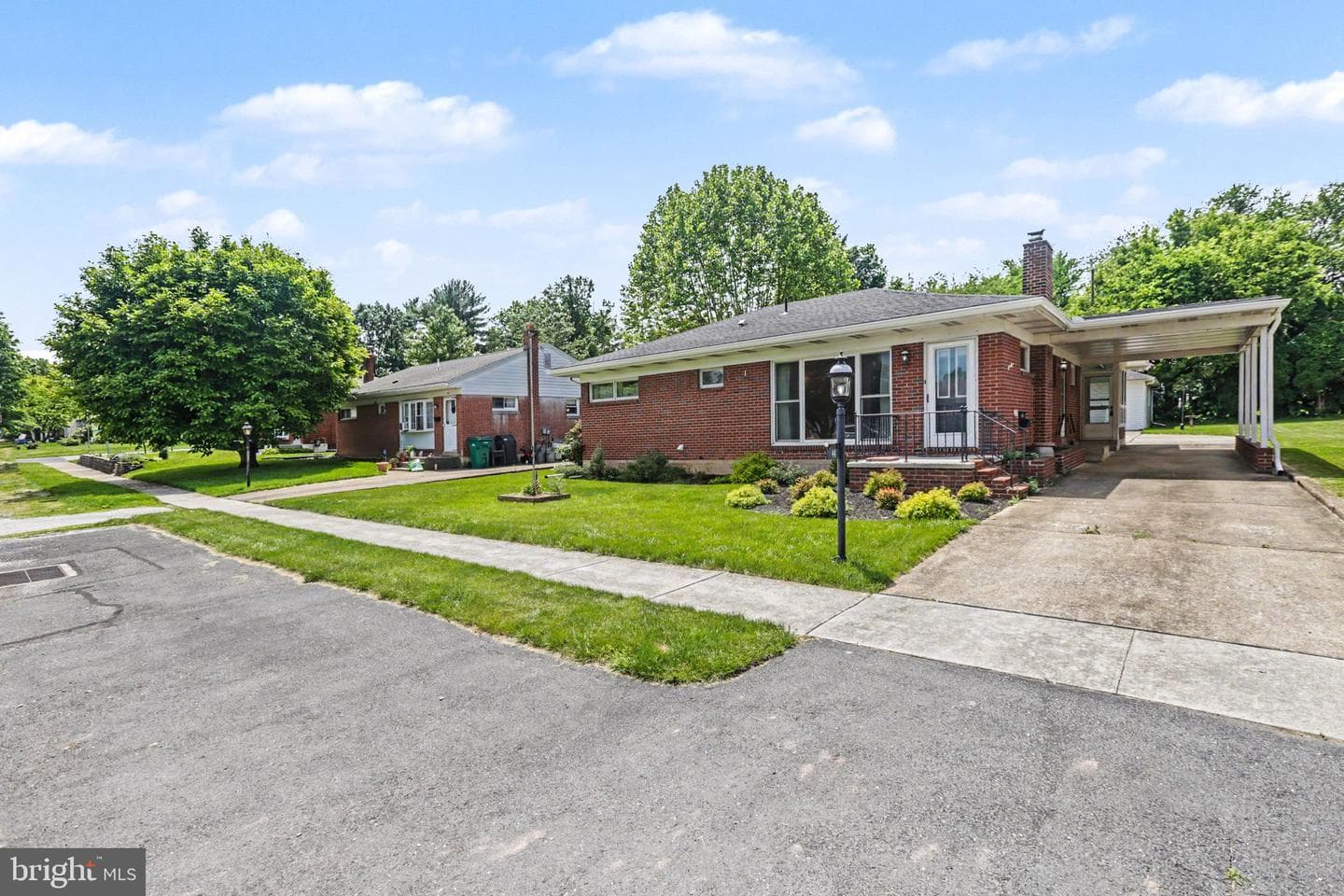 44 Oak Avenue photo 35