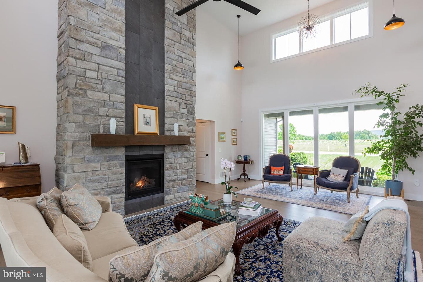 4 Walton Drive photo 12