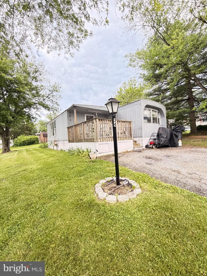 34 Cypress Lane photo 4