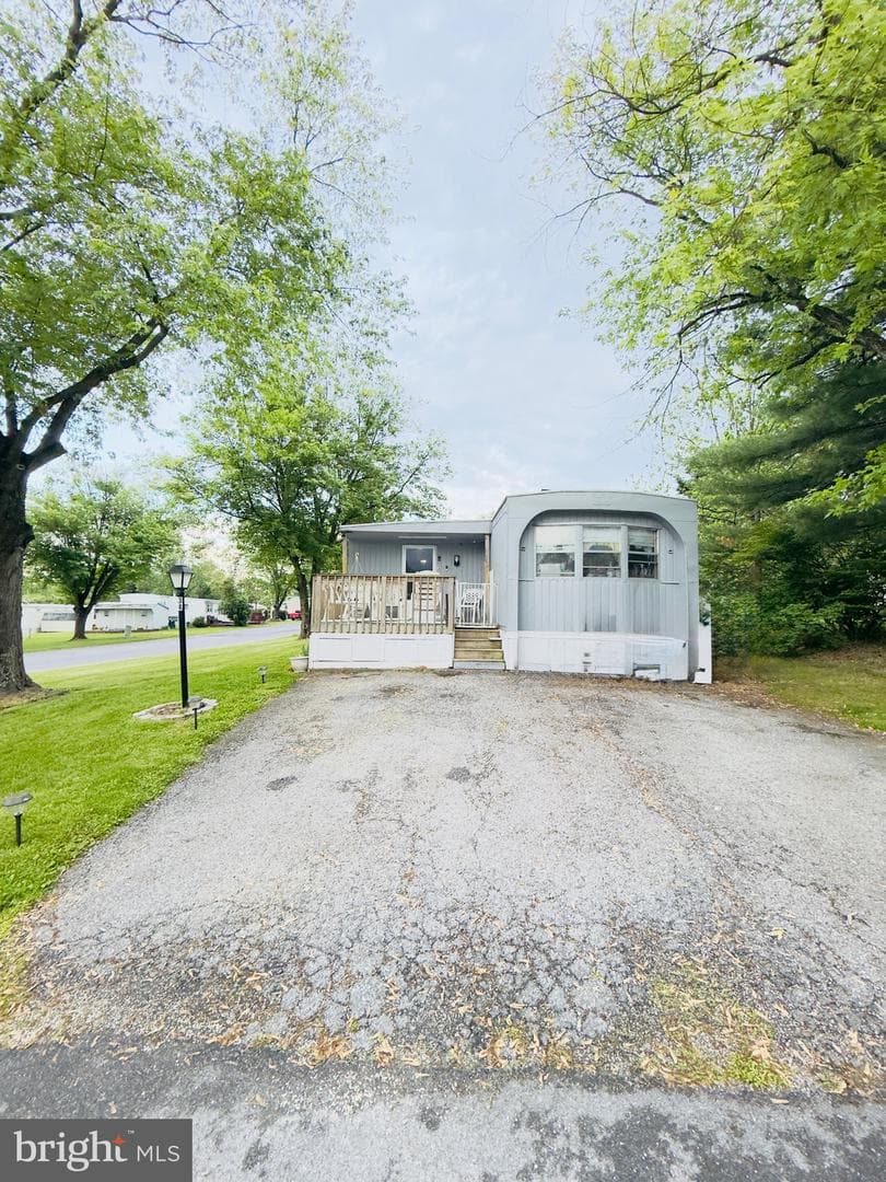 34 Cypress Lane photo 5