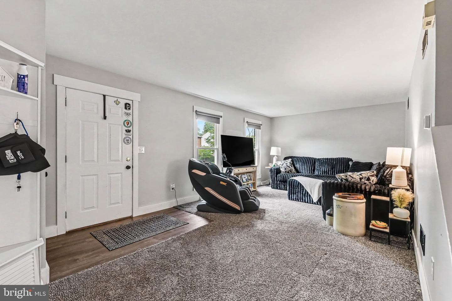 1011 Northfield Drive photo 3