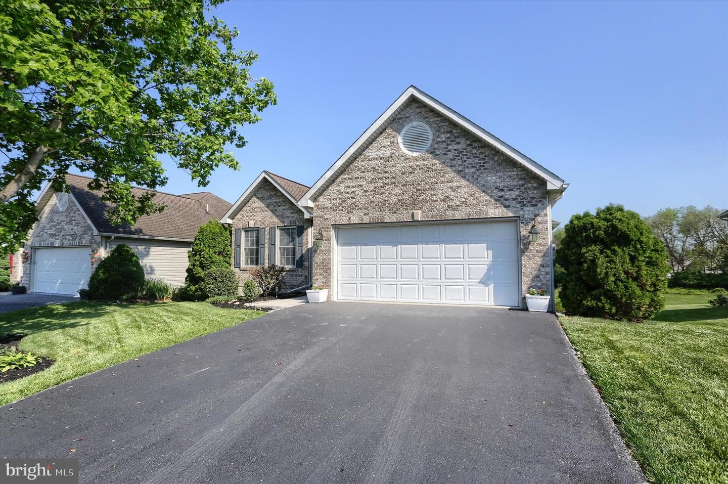 58 Burwick Drive photo 3