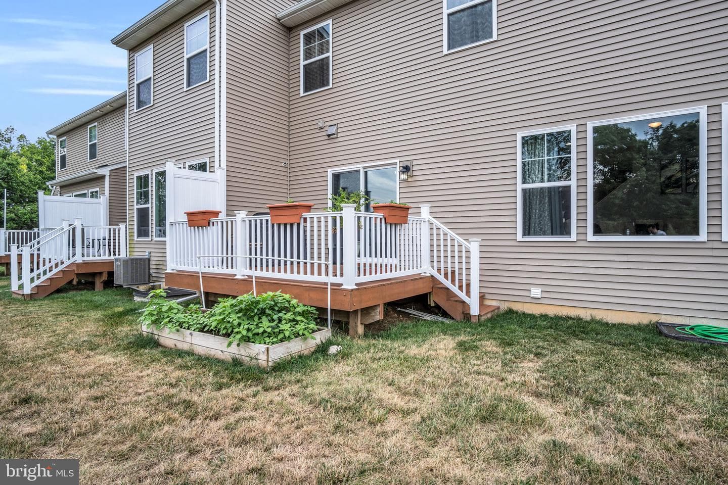 65 Simon Court photo 36