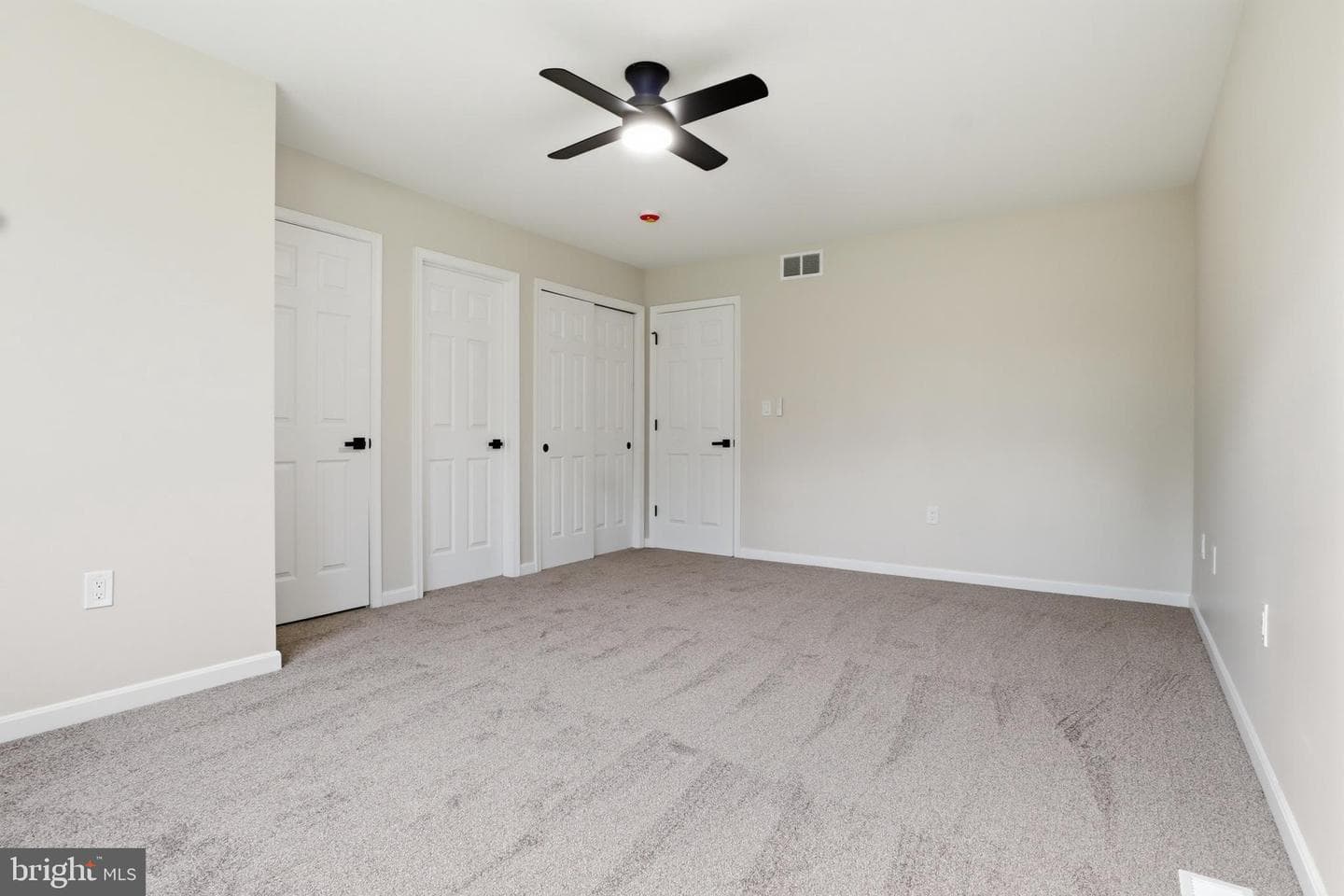 7 Beverly Court photo 62
