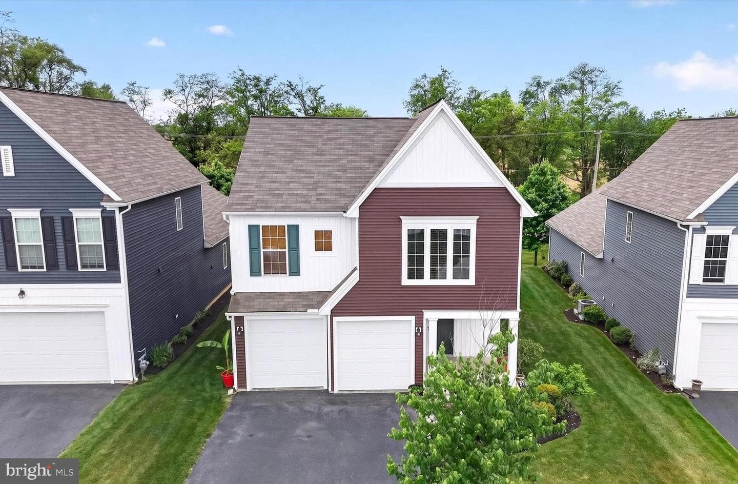 799 Barn Swallow Way, Mechanicsburg