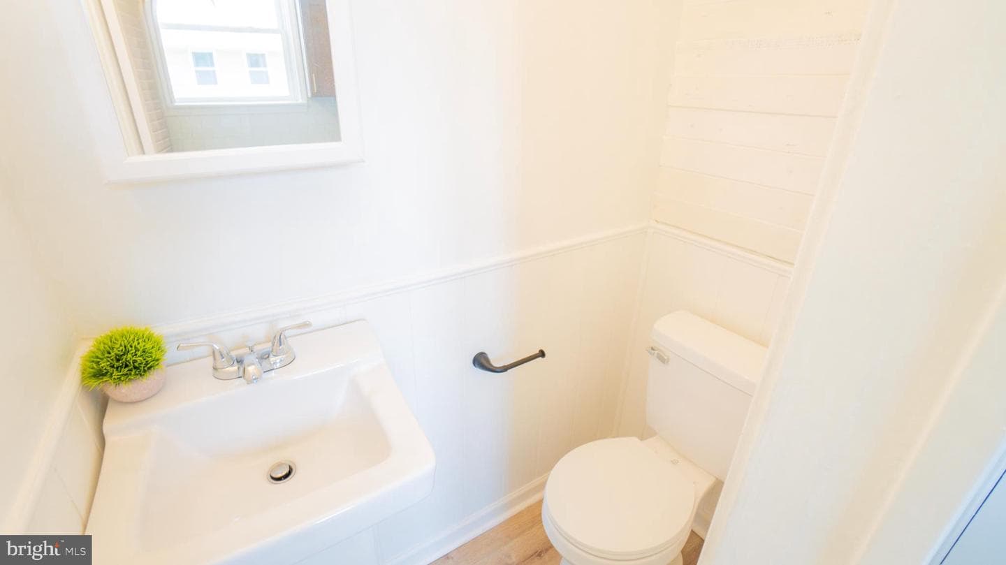 9 Oakwood Circle photo 17