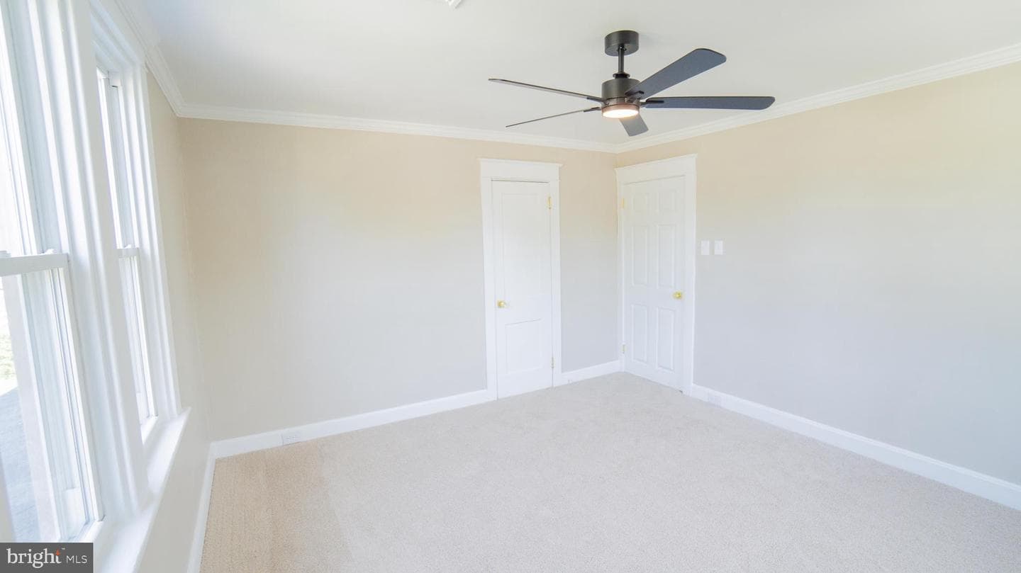9 Oakwood Circle photo 23