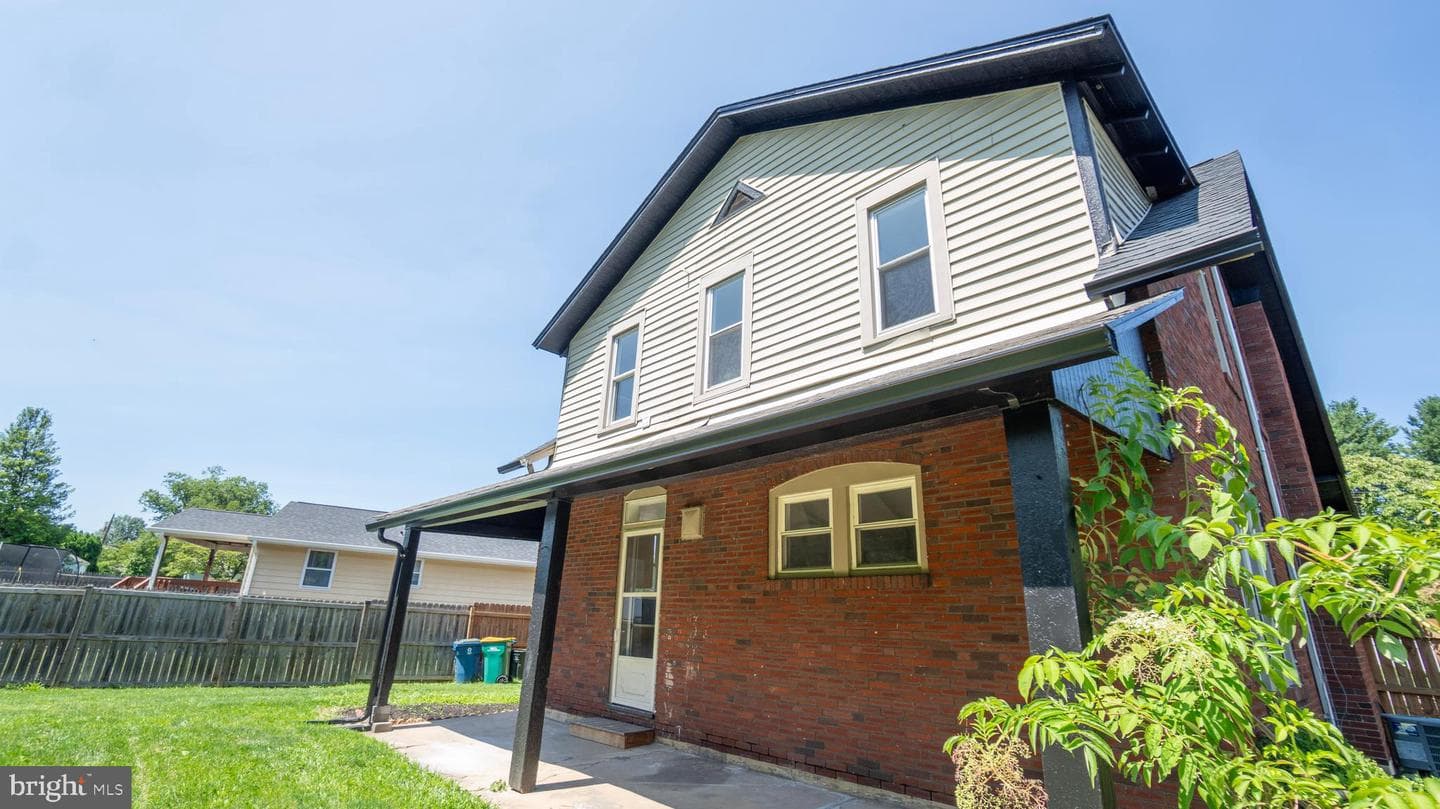 9 Oakwood Circle photo 29