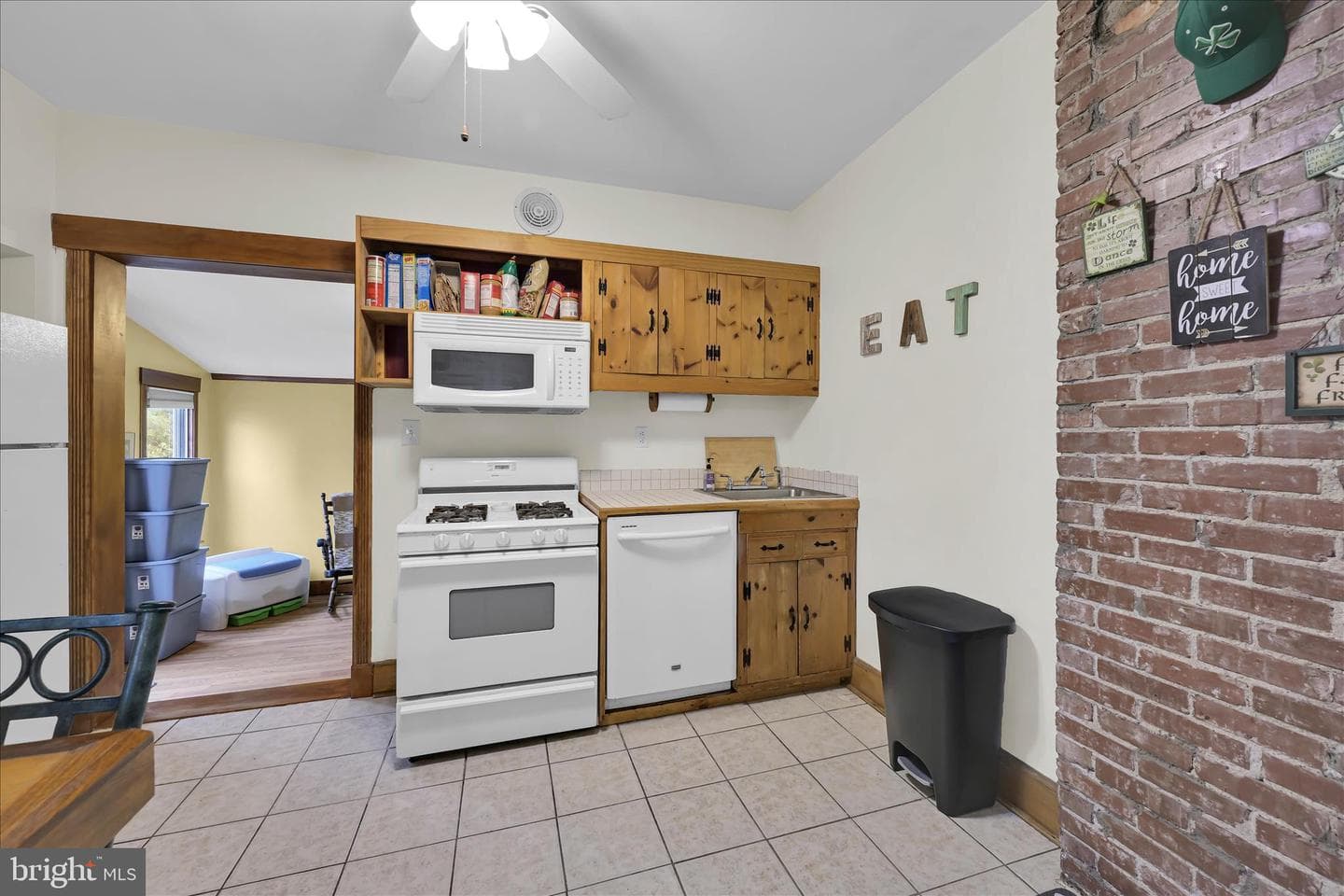 121 E Cumberland Road photo 9