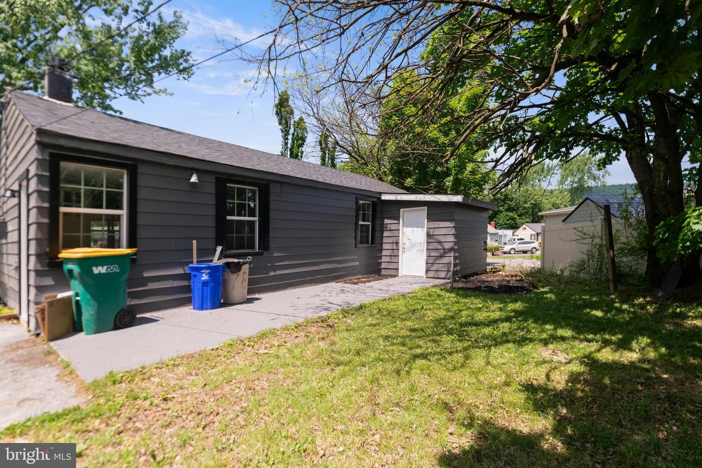 78 Oliver Road photo 3