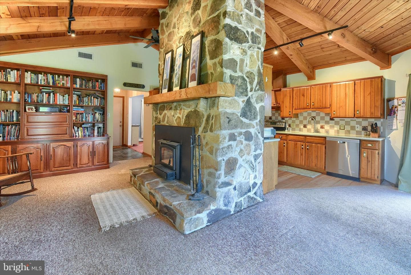 2266 Pine Road photo 20