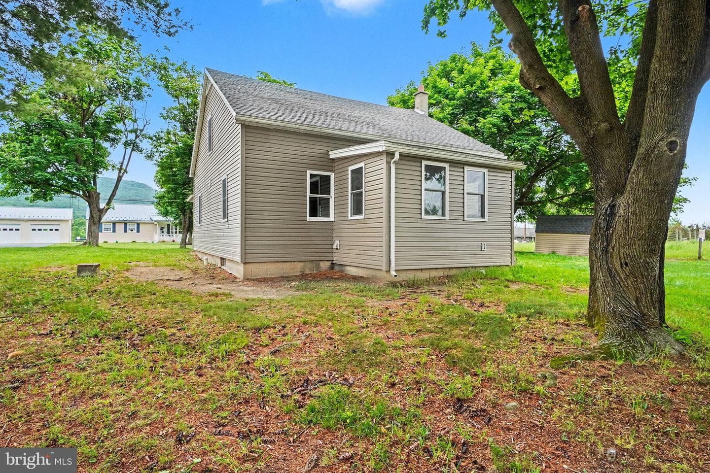 720 Grahams Woods Road photo 33