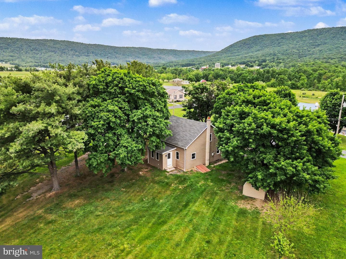 720 Grahams Woods Road photo 37