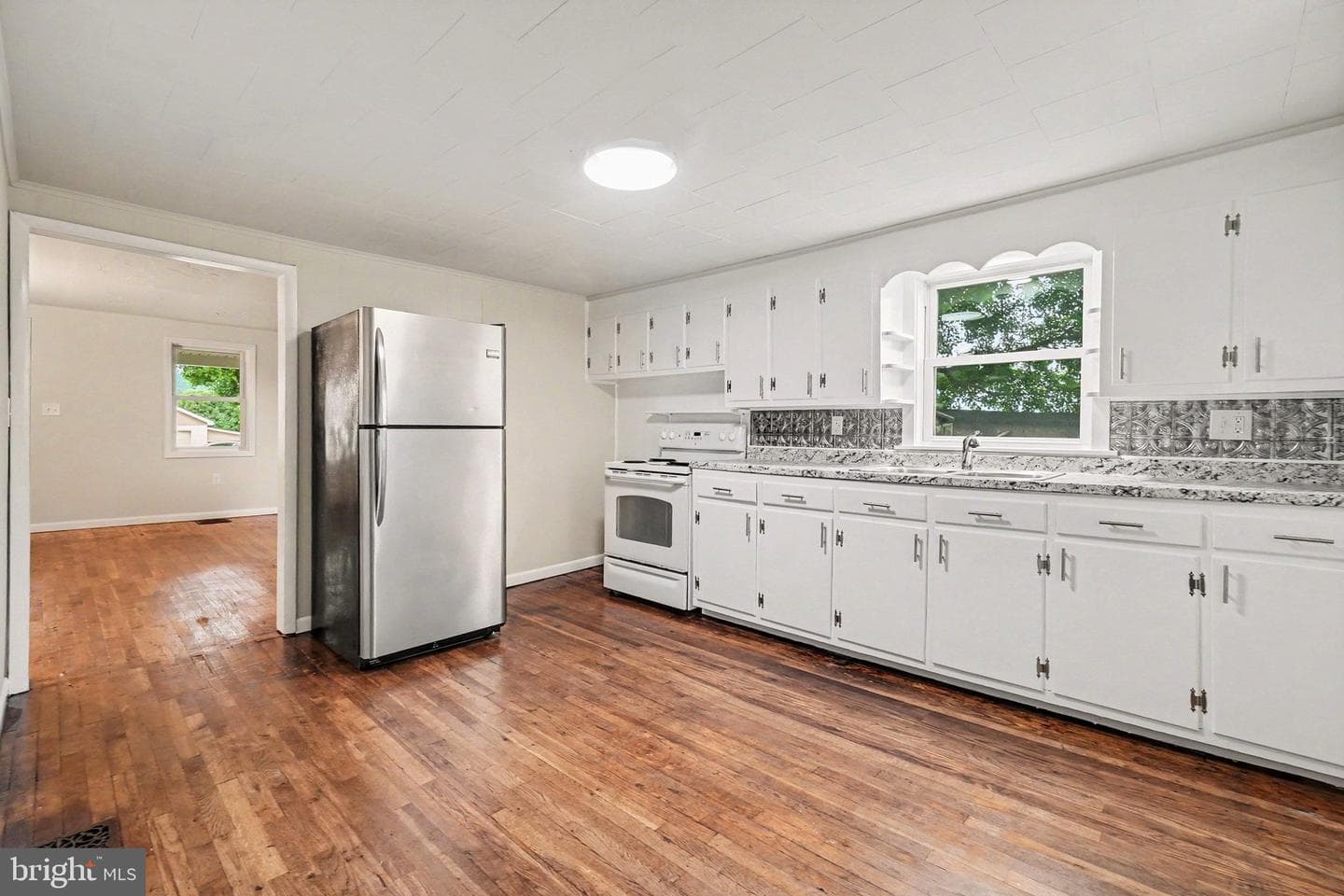 720 Grahams Woods Road photo 9