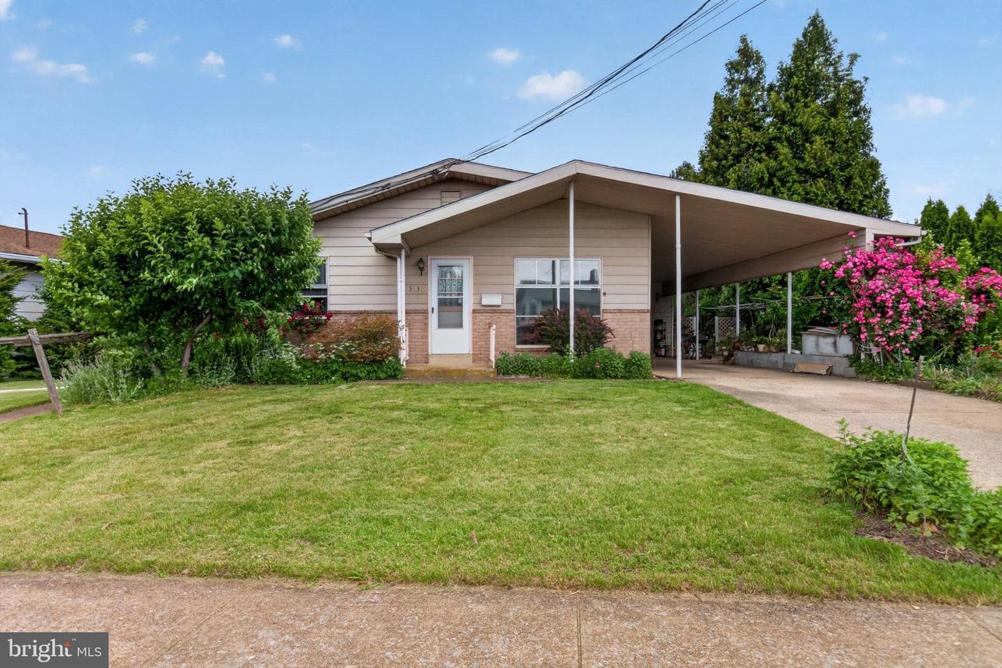 3535 March Dr photo 2