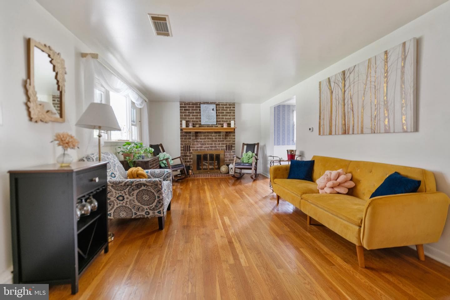 906 Herman Drive photo 5