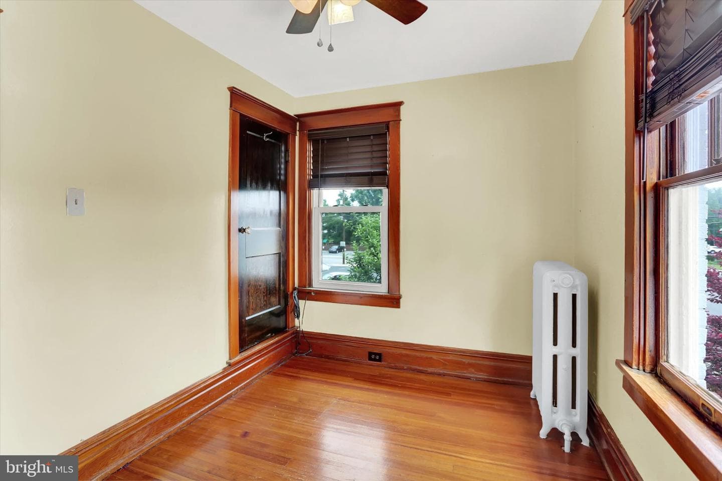 528 S Hanover Street photo 19