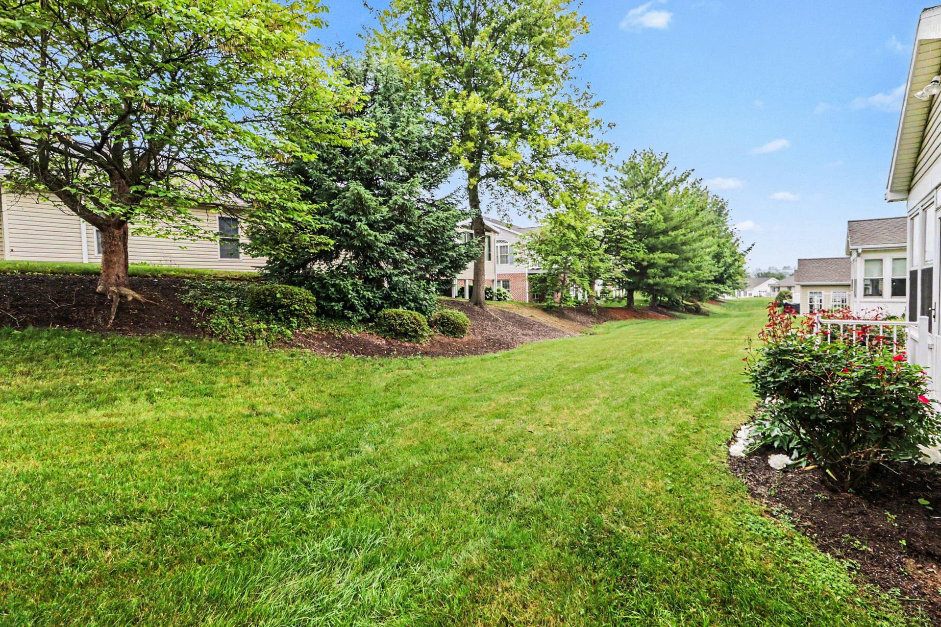 19 Blue Mountain Vista photo 30