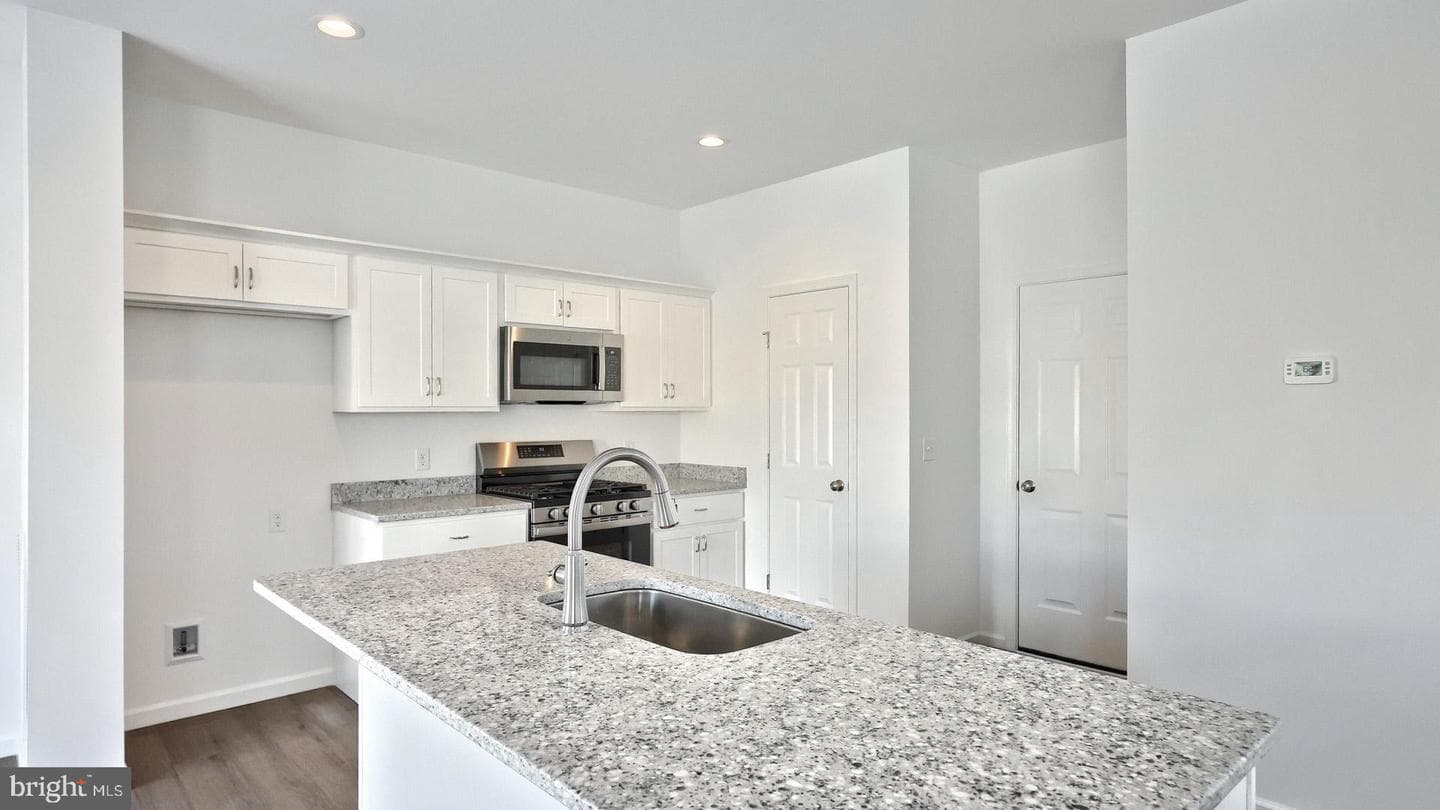 42 Glenn View photo 18