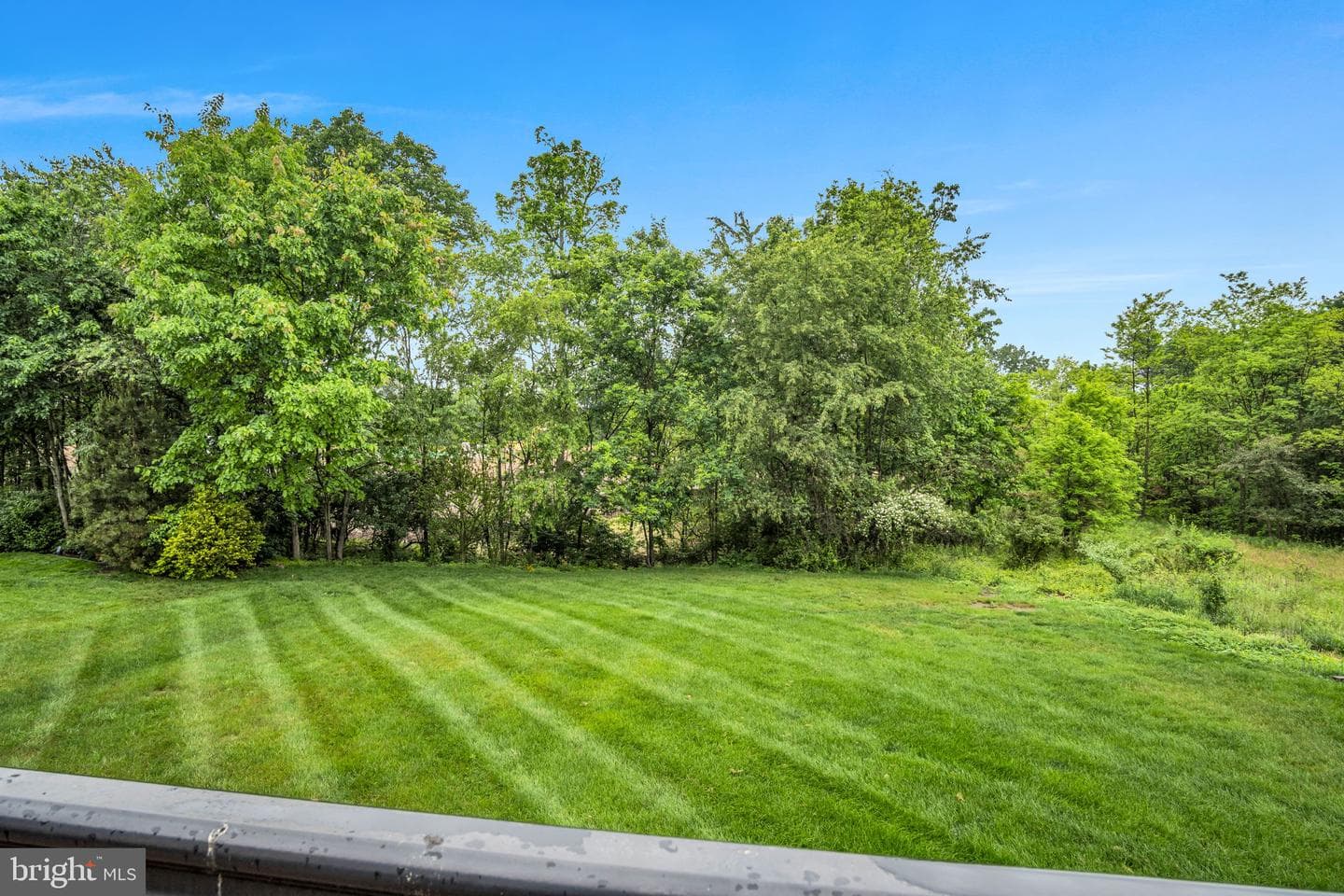 24 Crest View photo 34