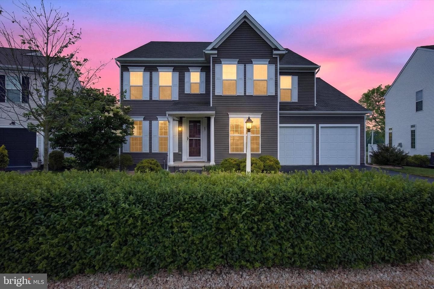 87 Edris Lane photo 67