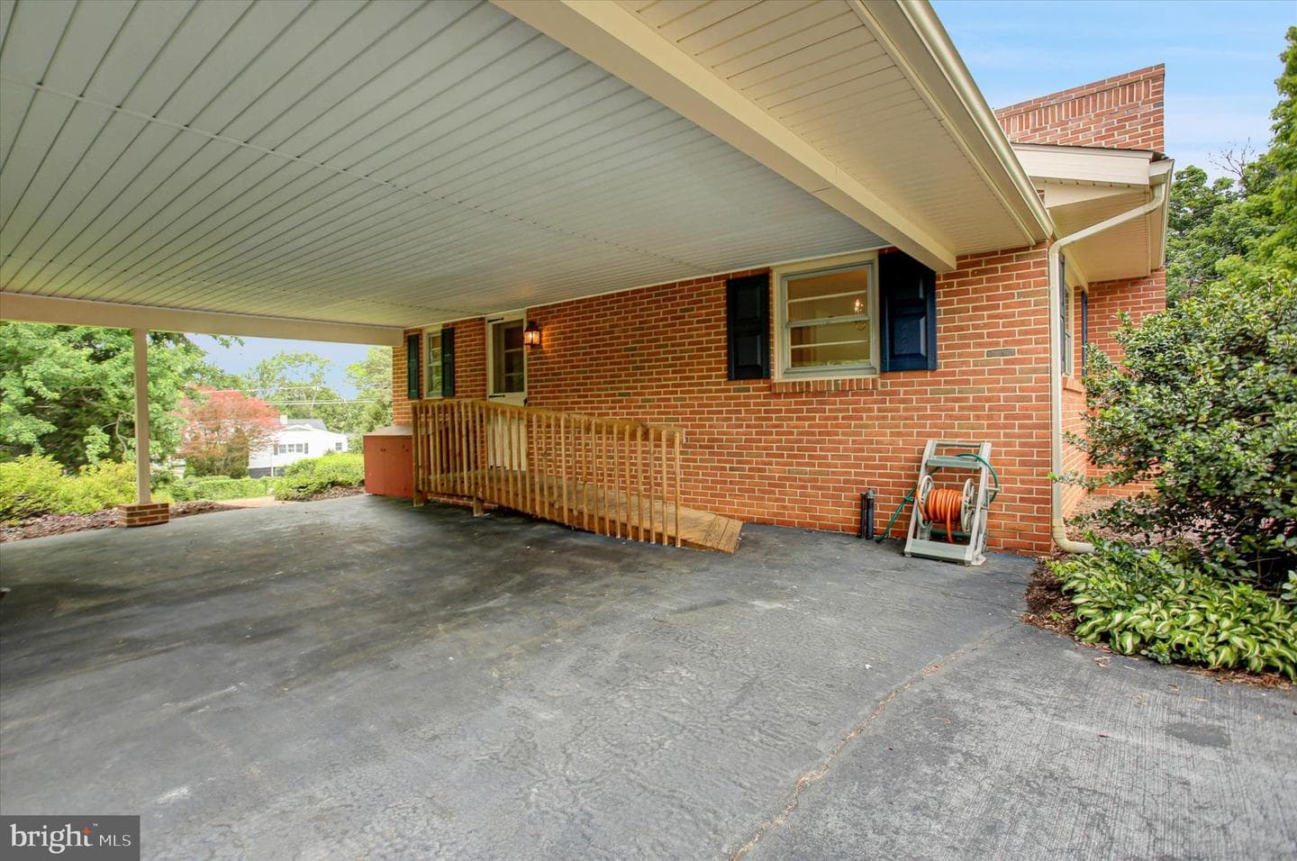 621 Charles Street photo 5