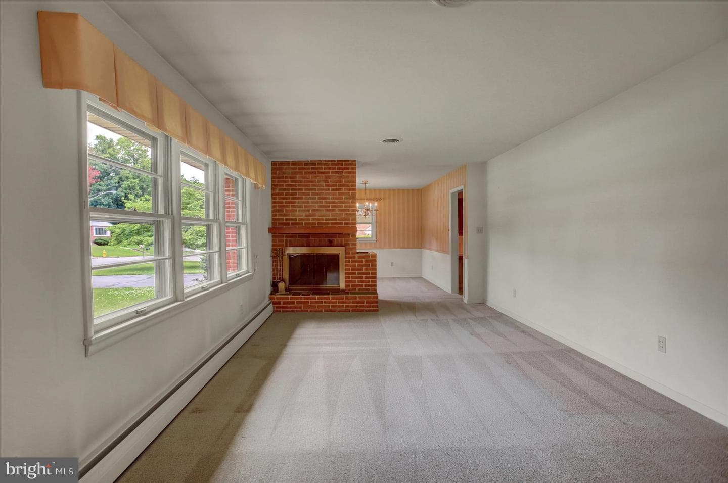 621 Charles Street photo 8