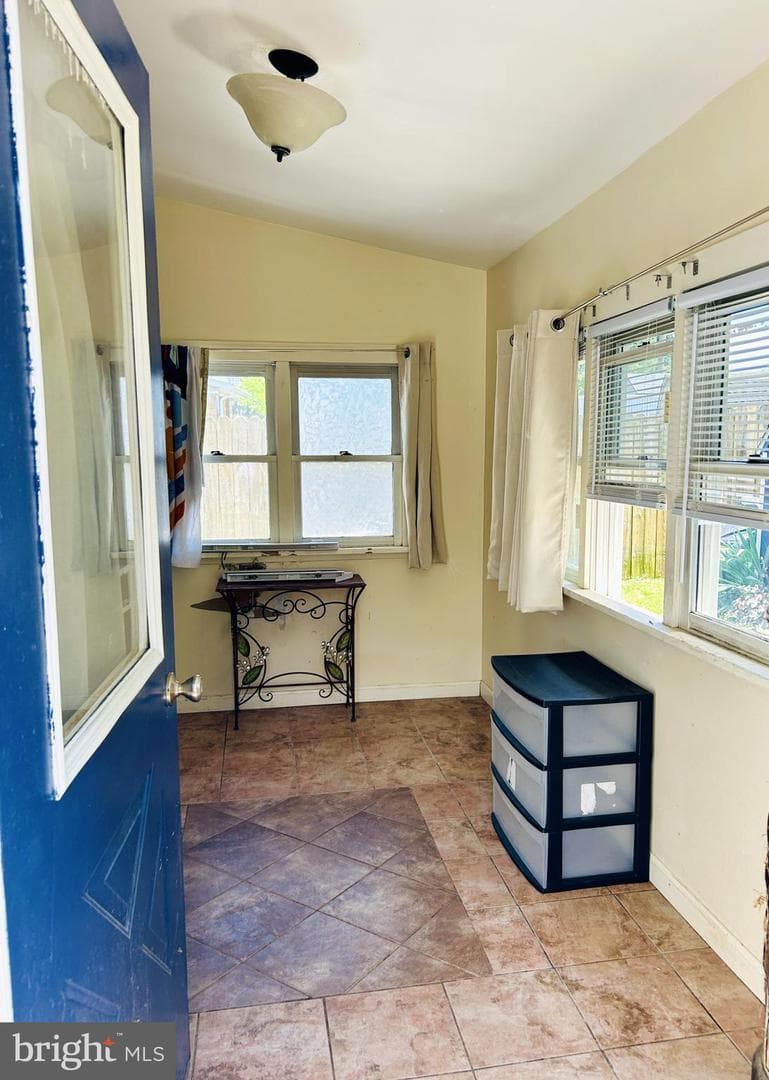 1003 Northfield Drive photo 23