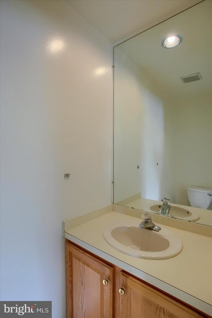 4179 Kittatinny Dr photo 12
