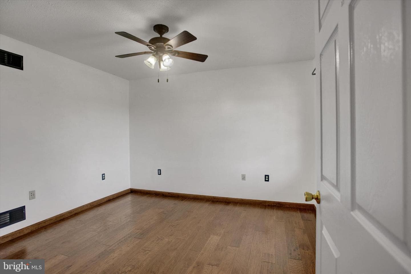 123 Enola Road photo 11