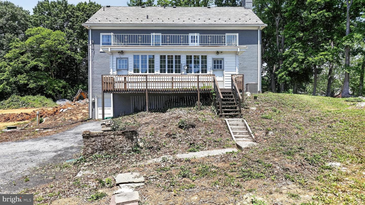 808 Walnut Lane photo 30