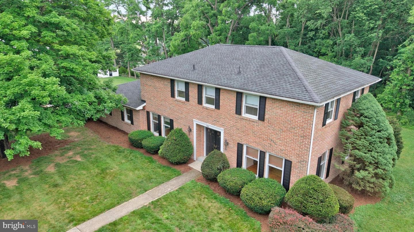 300 Acre Drive, Carlisle
