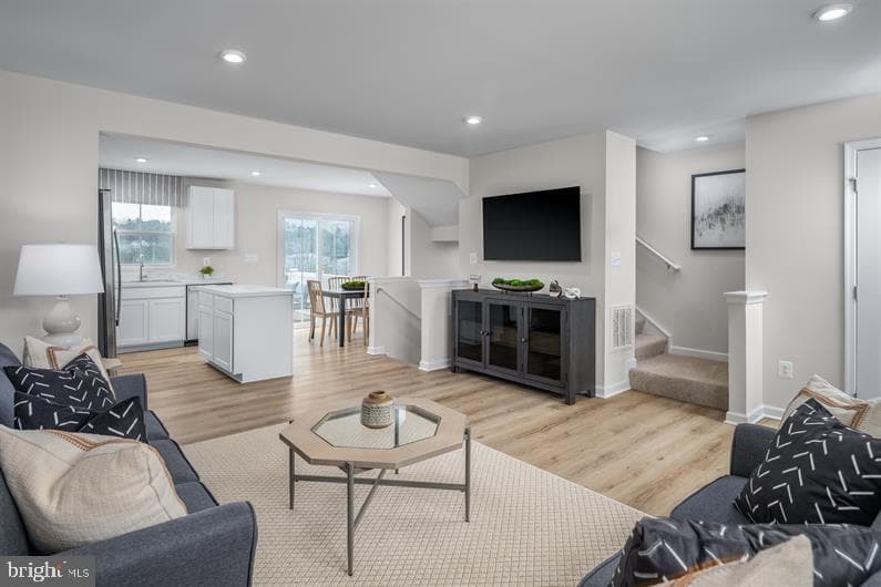 15 Debra Lane #48b photo 10