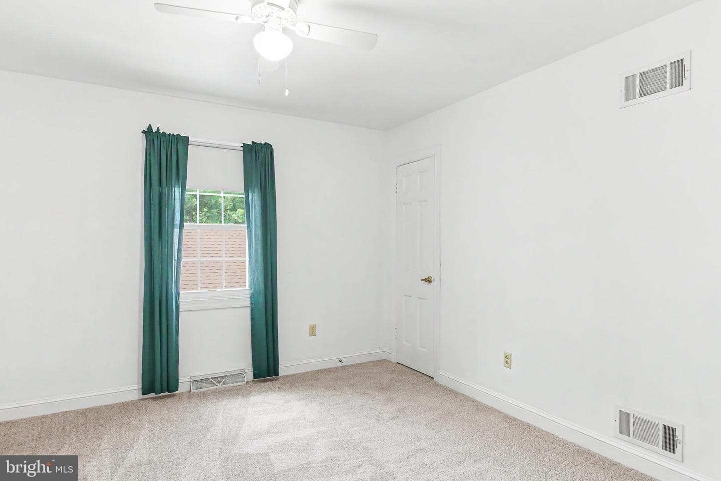 210 Allendale Road photo 19