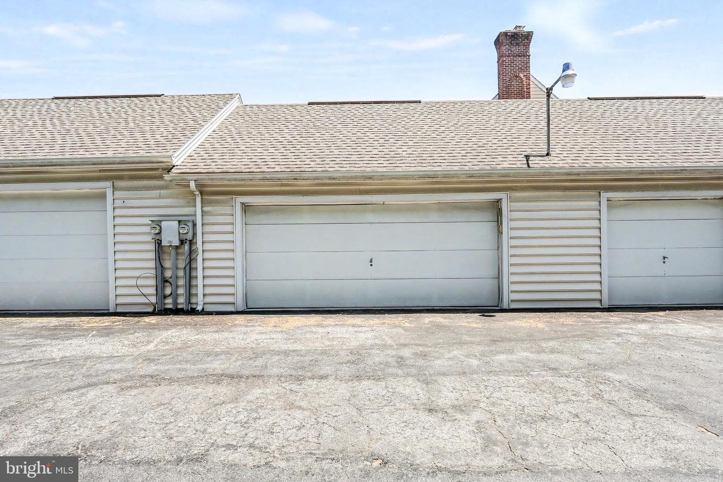 210 Allendale Road photo 38