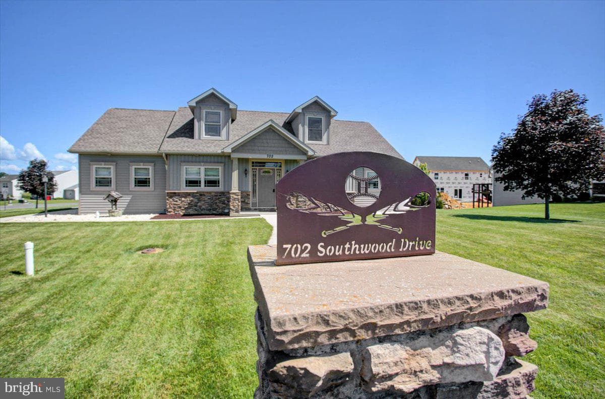 702 Southwood Drive, Shippensburg