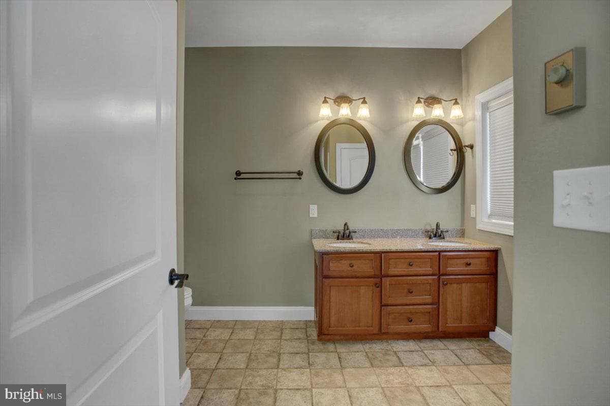 702 Southwood Drive photo 20