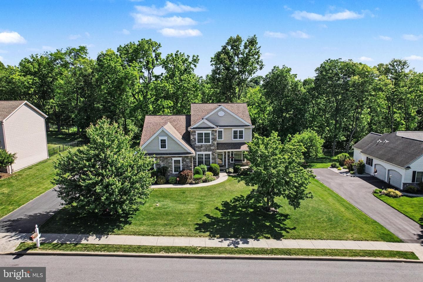 103 Balfour Drive photo 4