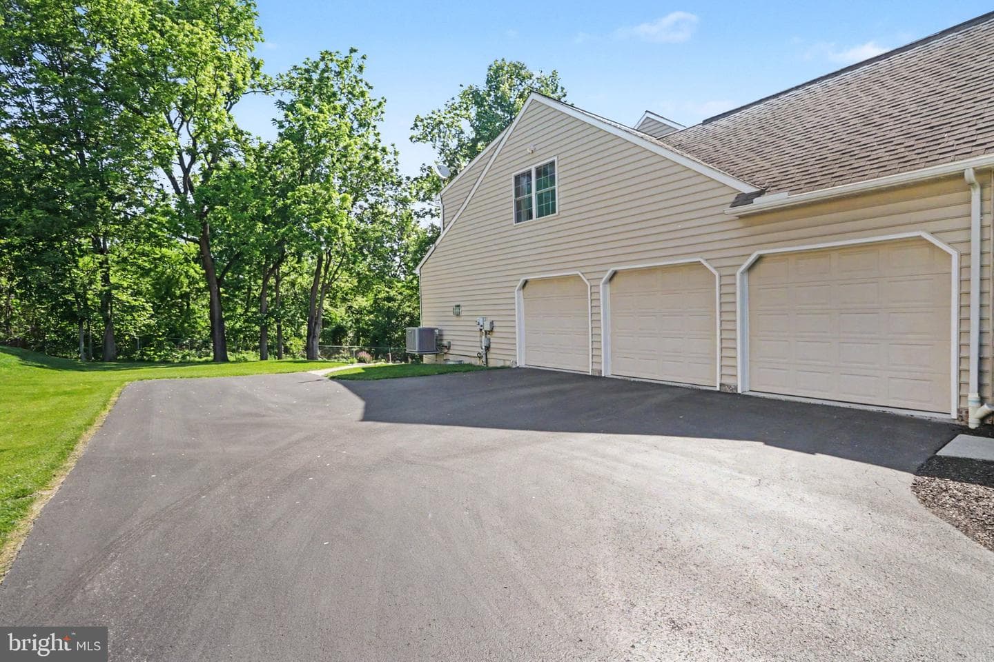 103 Balfour Drive photo 46