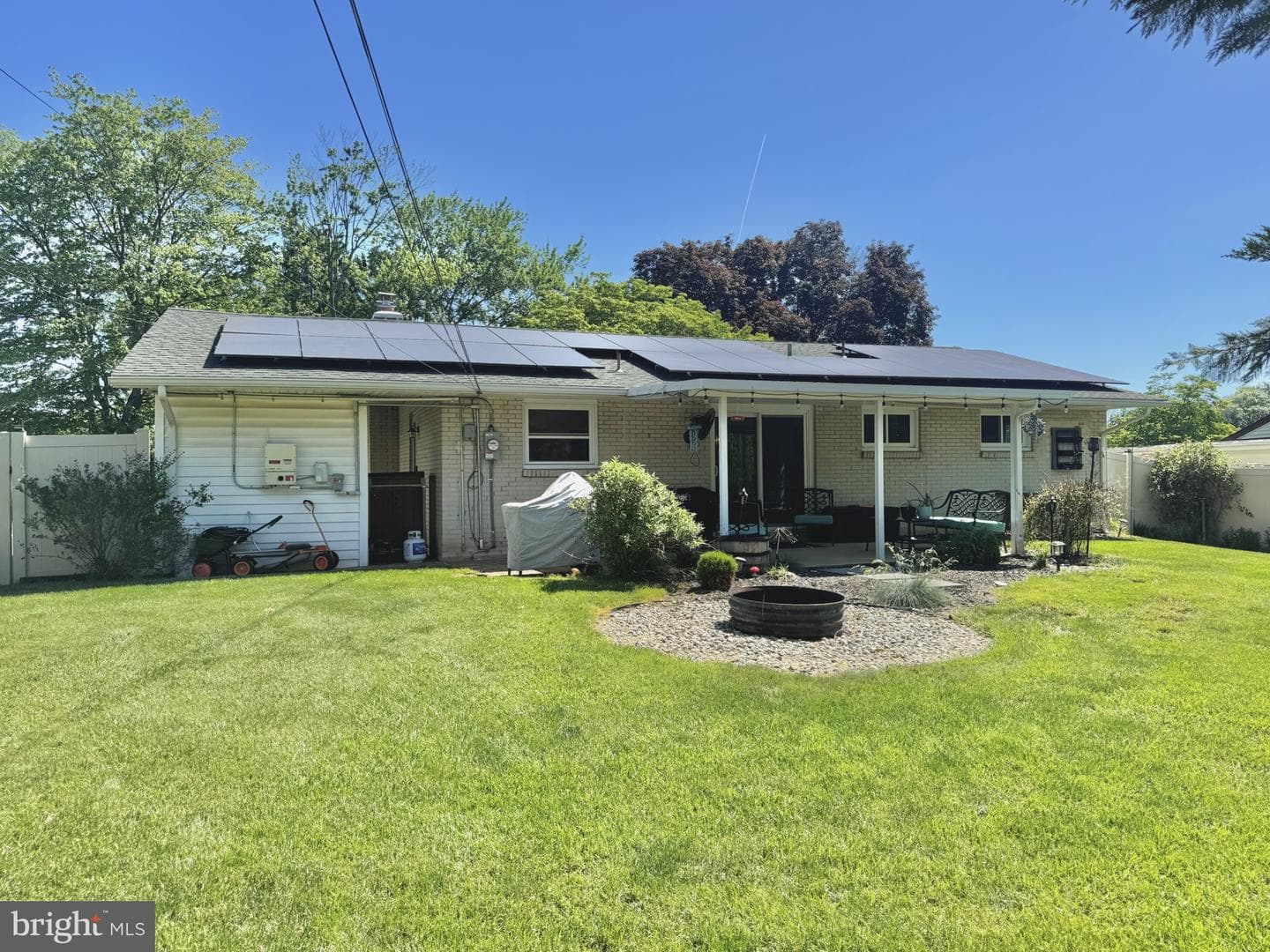 132 Yorkshire Drive photo 28