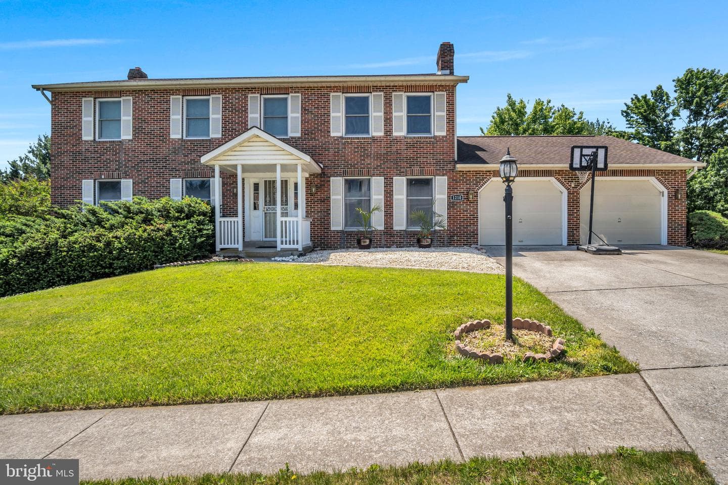 1210 E Powderhorn Road, Mechanicsburg