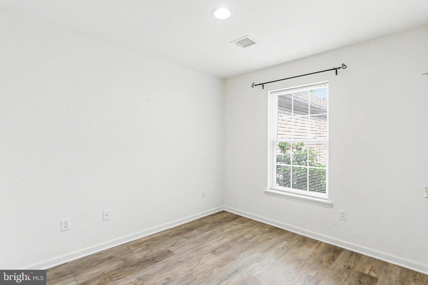 92 Keswick Drive photo 24