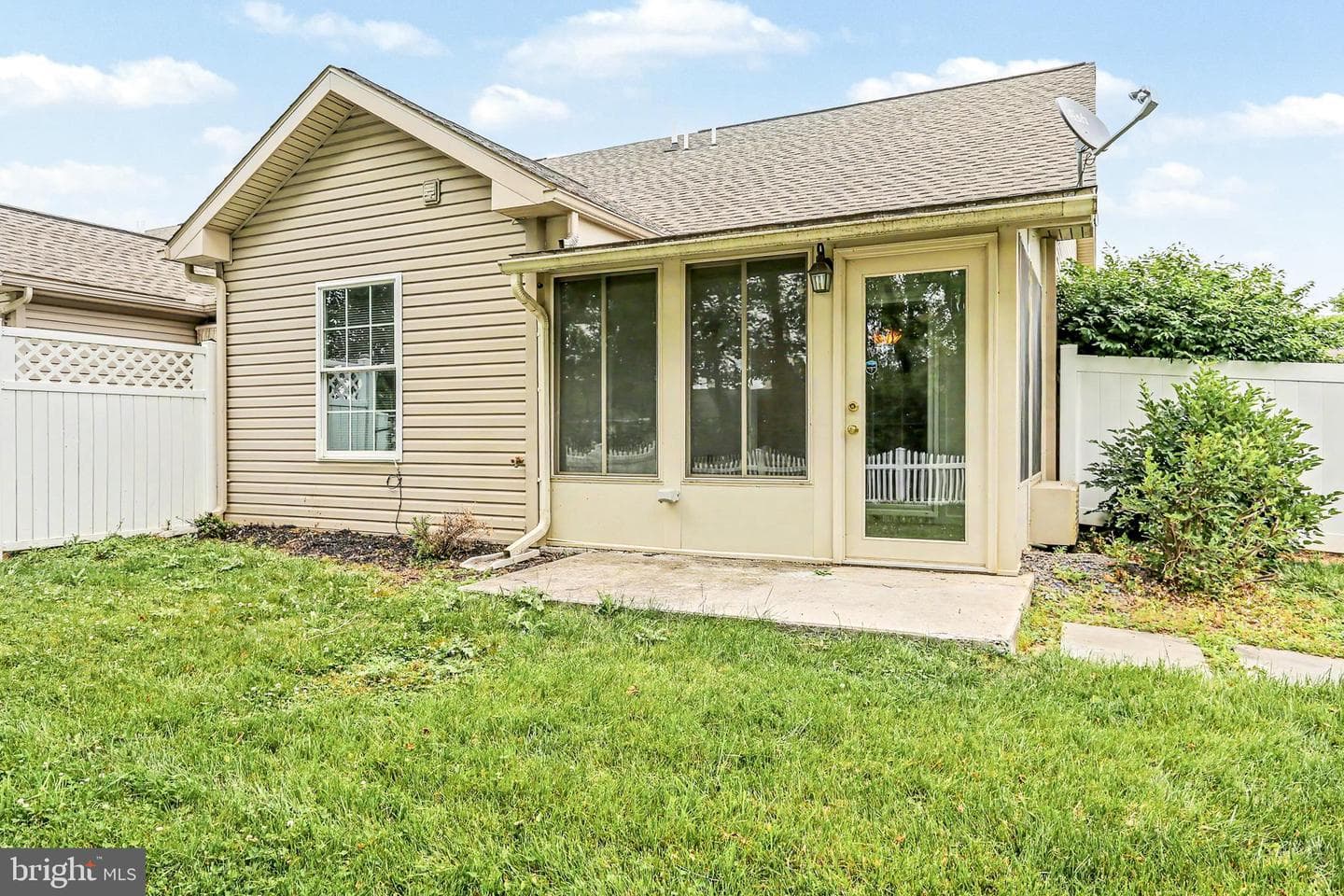 92 Keswick Drive photo 28