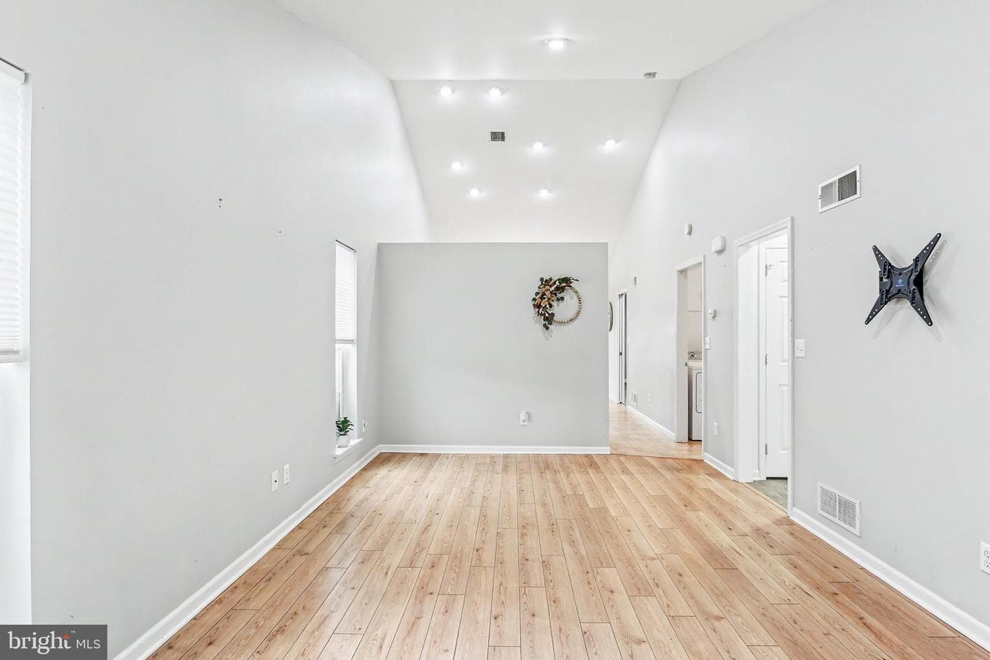 92 Keswick Drive photo 5