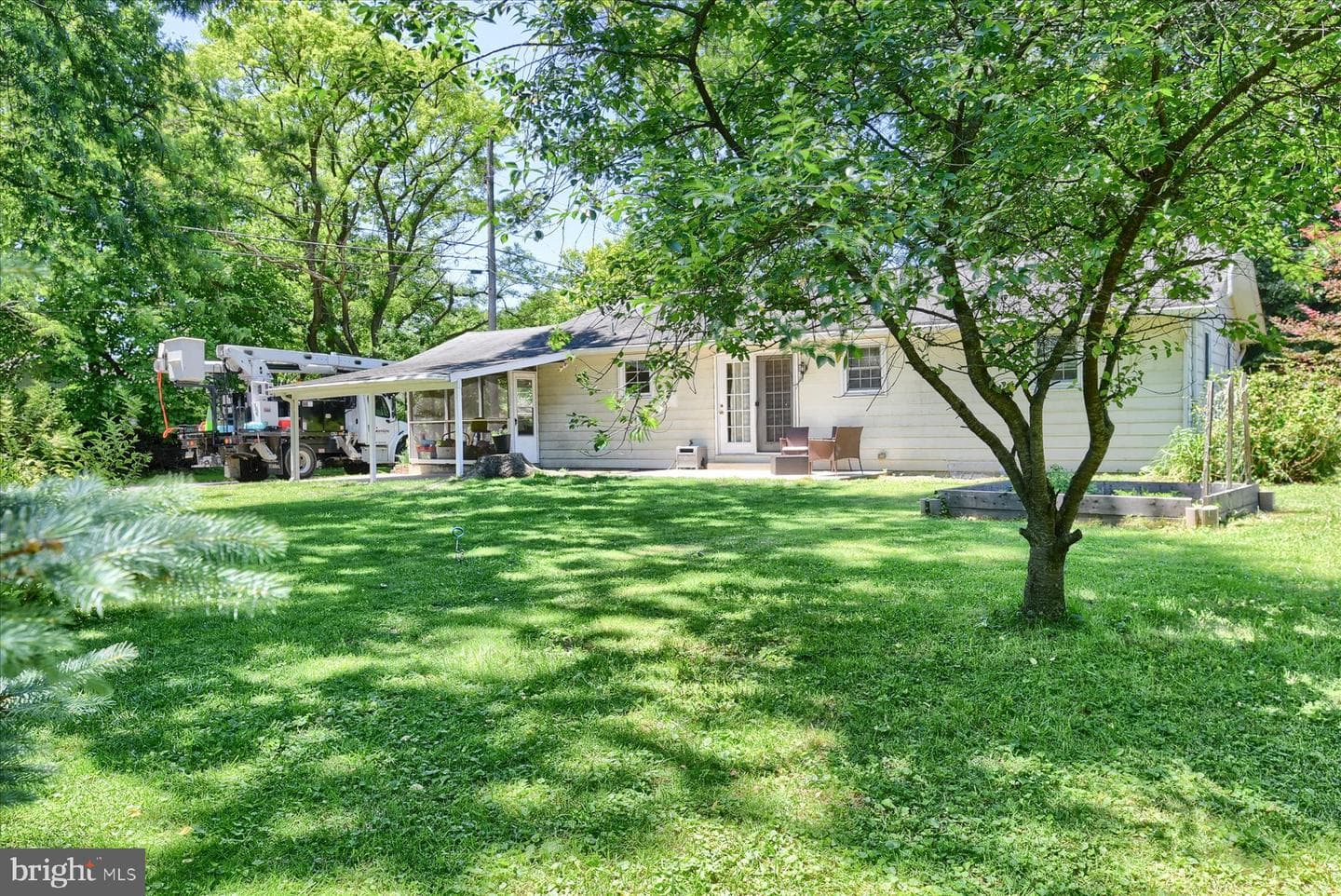 113 S Orange Street photo 29