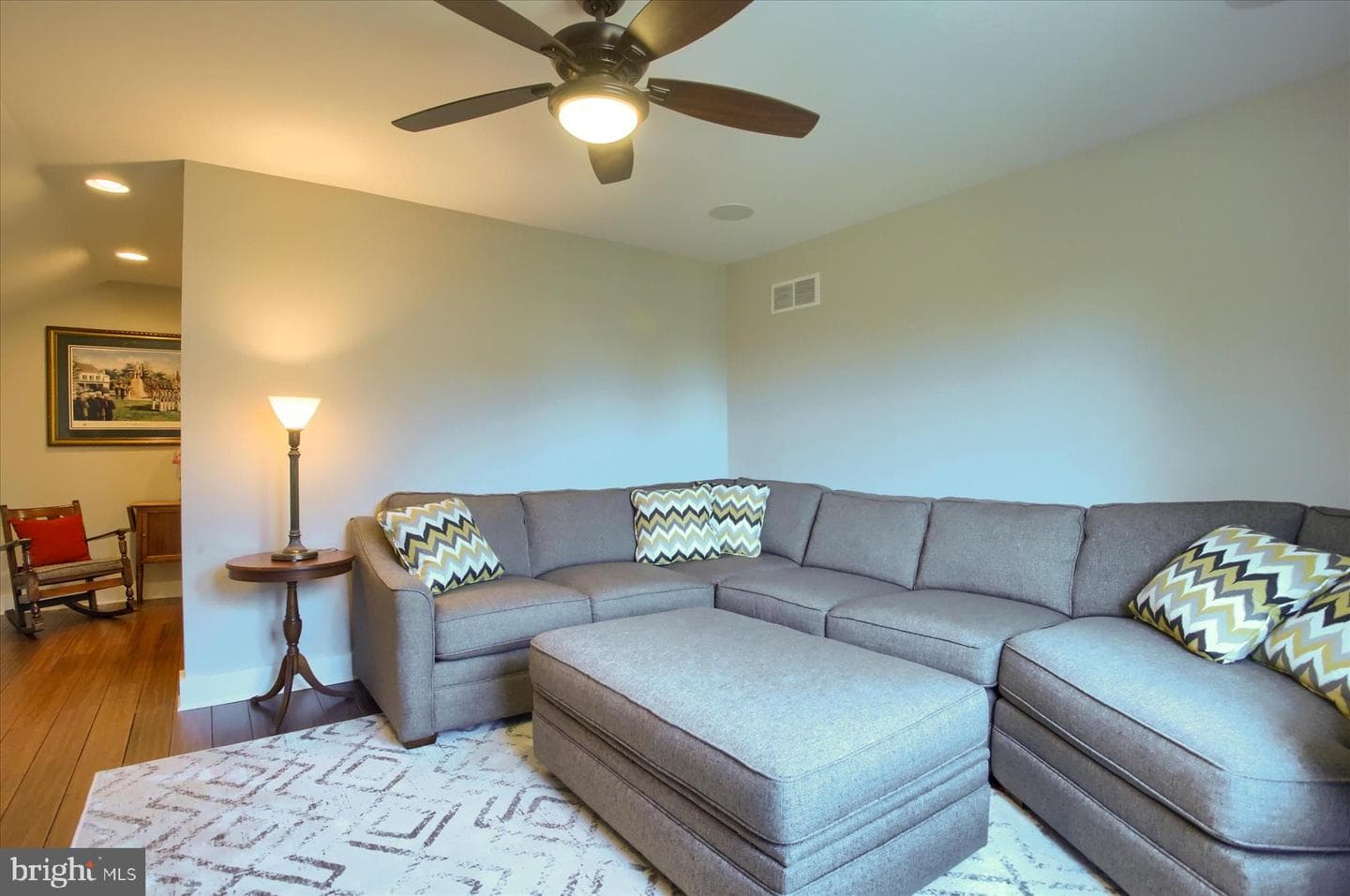 221 Wilson Street photo 31