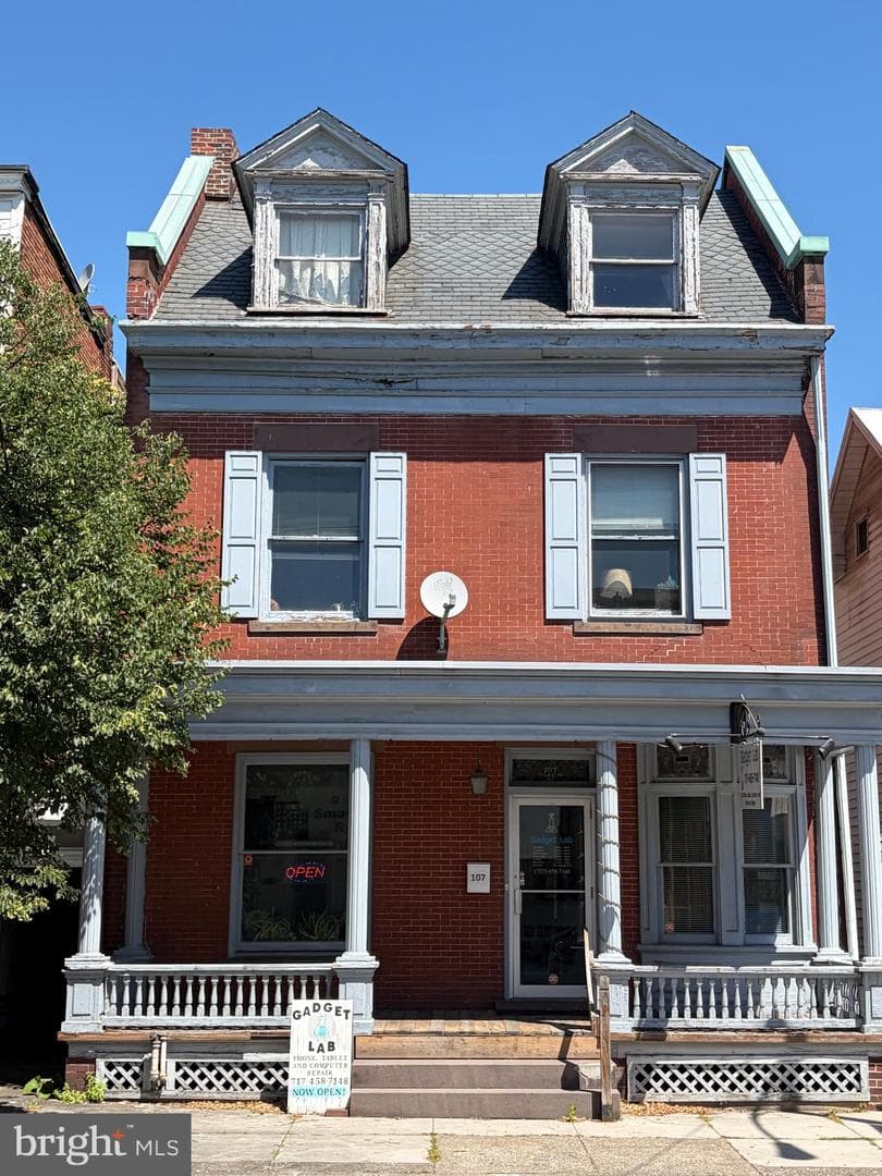 107 E Main Street, Mechanicsburg